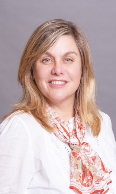 Angelina Gabradt headshot